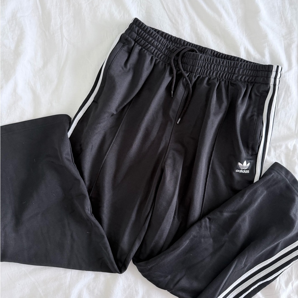 Adidas Black loose track pant Joggers with White Side Stripes